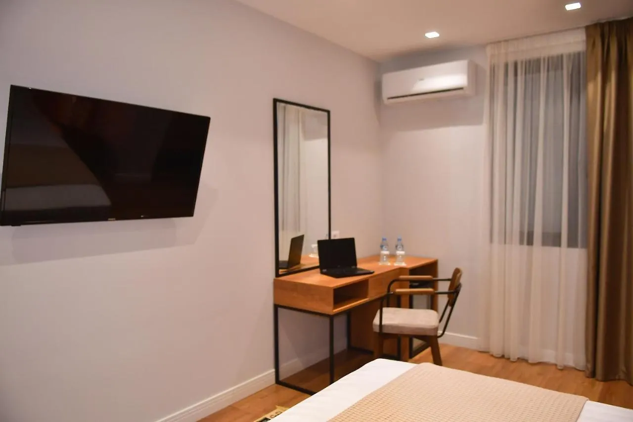 313 Villa City Center Tirana Hotel