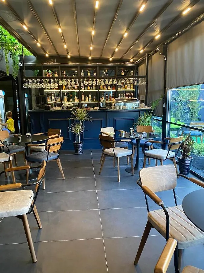 **** Hotel 313 Villa City Center Tirana Albania